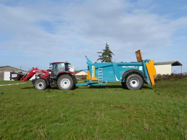 Case IH - Rolland 5517