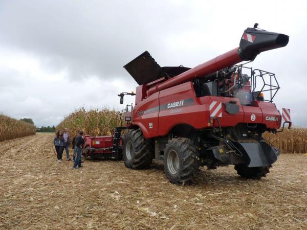 Case IH Axial