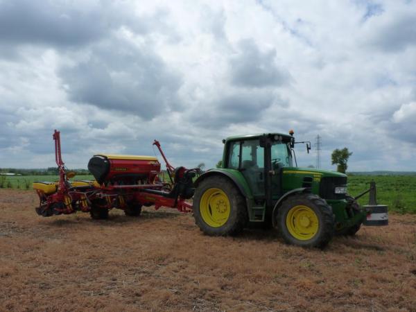 Vaderstad Tempo F8 John Deere 6430